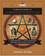Bild på Llewellyn's Complete Book of Correspondences: A Comprehensive & Cross-Referenced Resource for Pagans & Wiccans