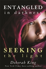 Bild på Entangled in Darkness: Seeking the Light