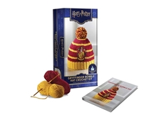 Bild på Harry Potter: Gryffindor Pom-Pom Beanie Crochet Kit